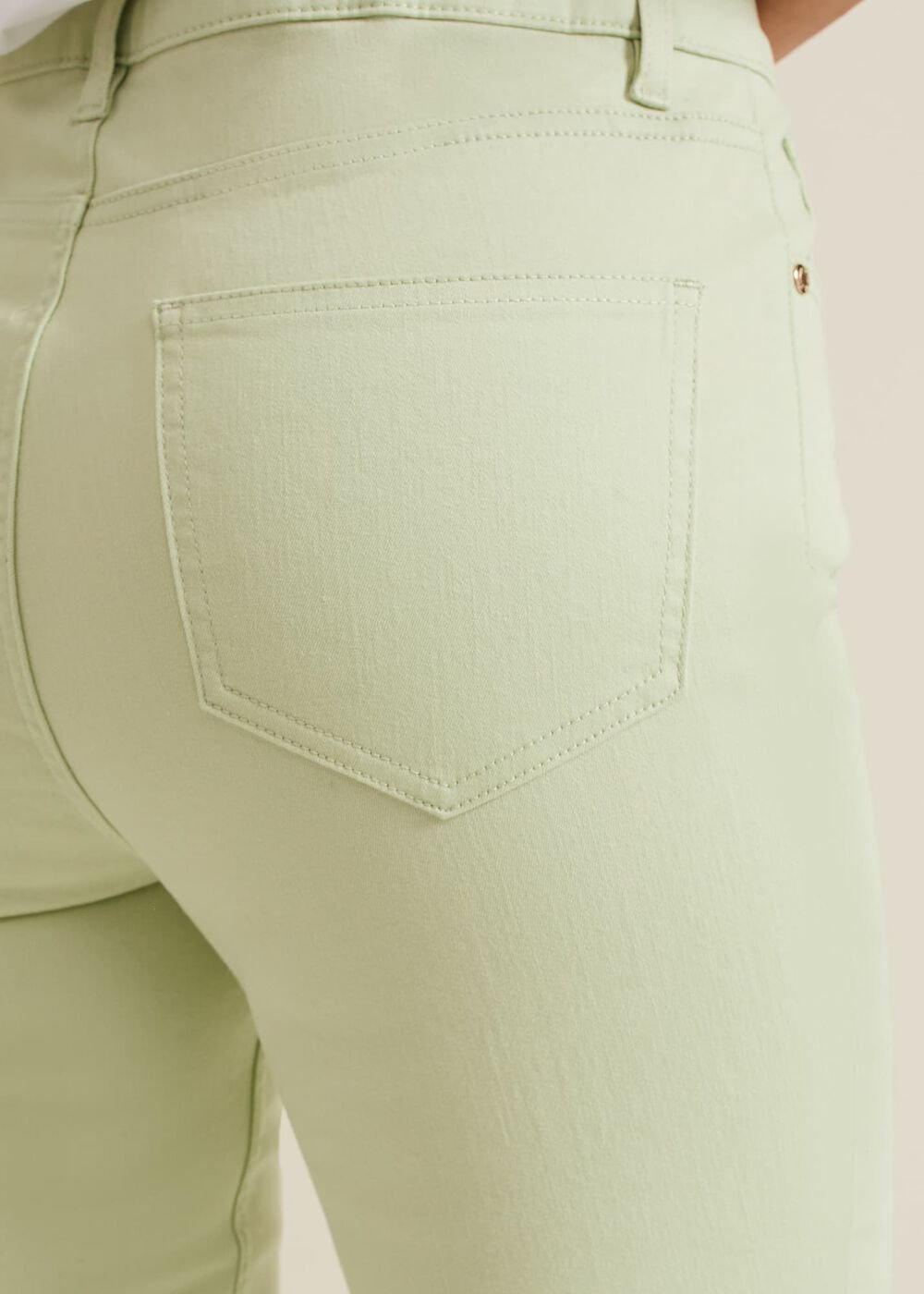 Lindsey Cropped Straight Leg Jeans