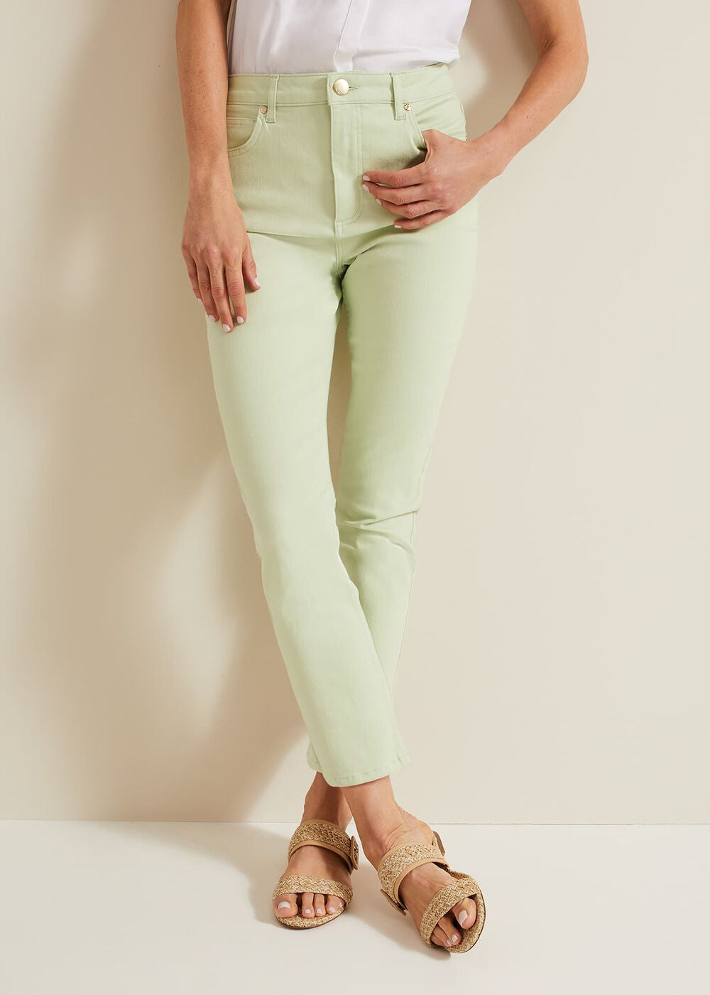 Lindsey Cropped Straight Leg Jeans