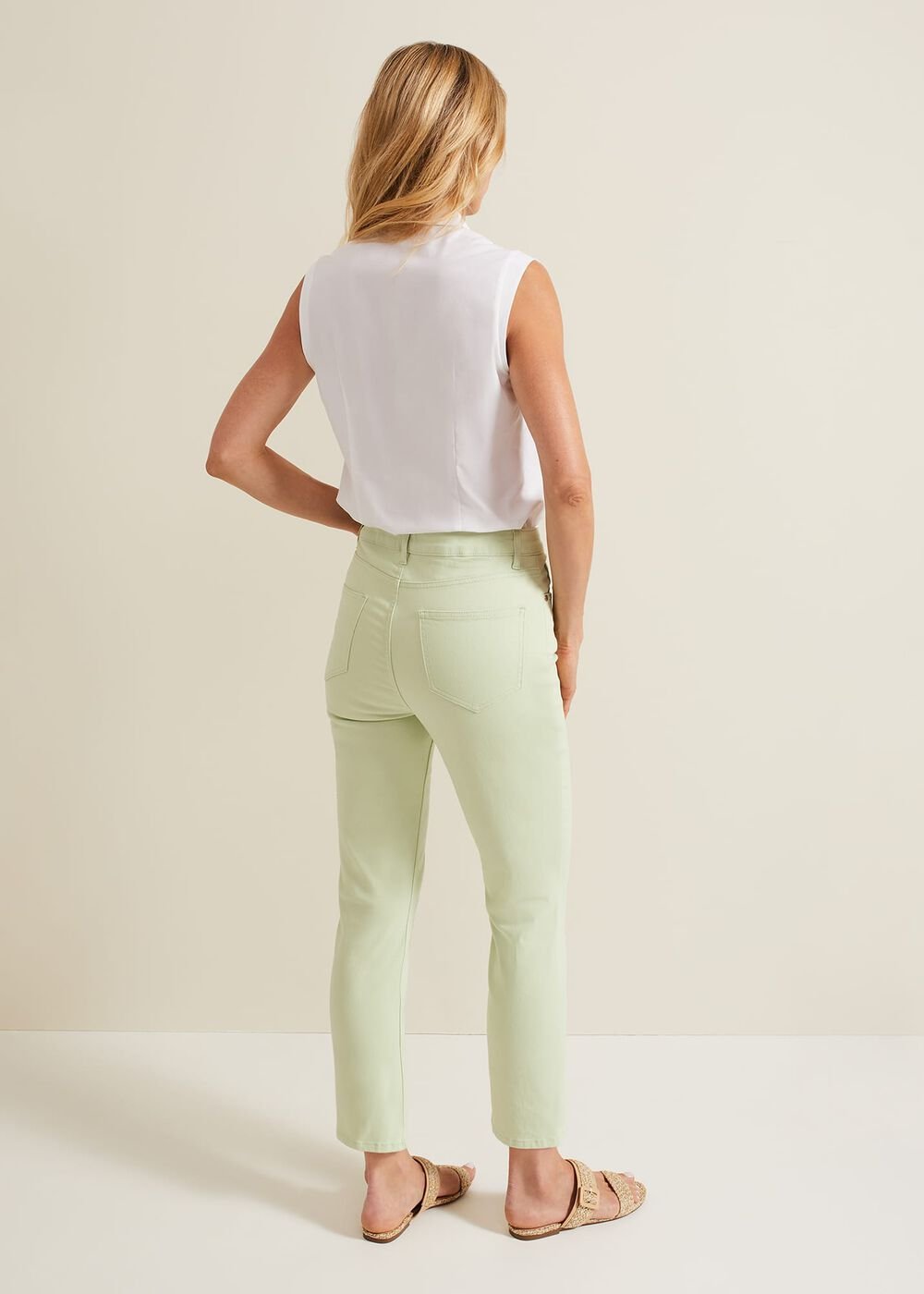 Lindsey Cropped Straight Leg Jeans